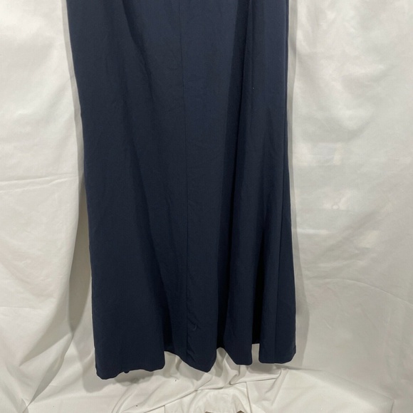NWT Adrianna‎ Papell Beaded Halter Gown in Midnight Blue [SZ 6 ] - Picture 11 of 12